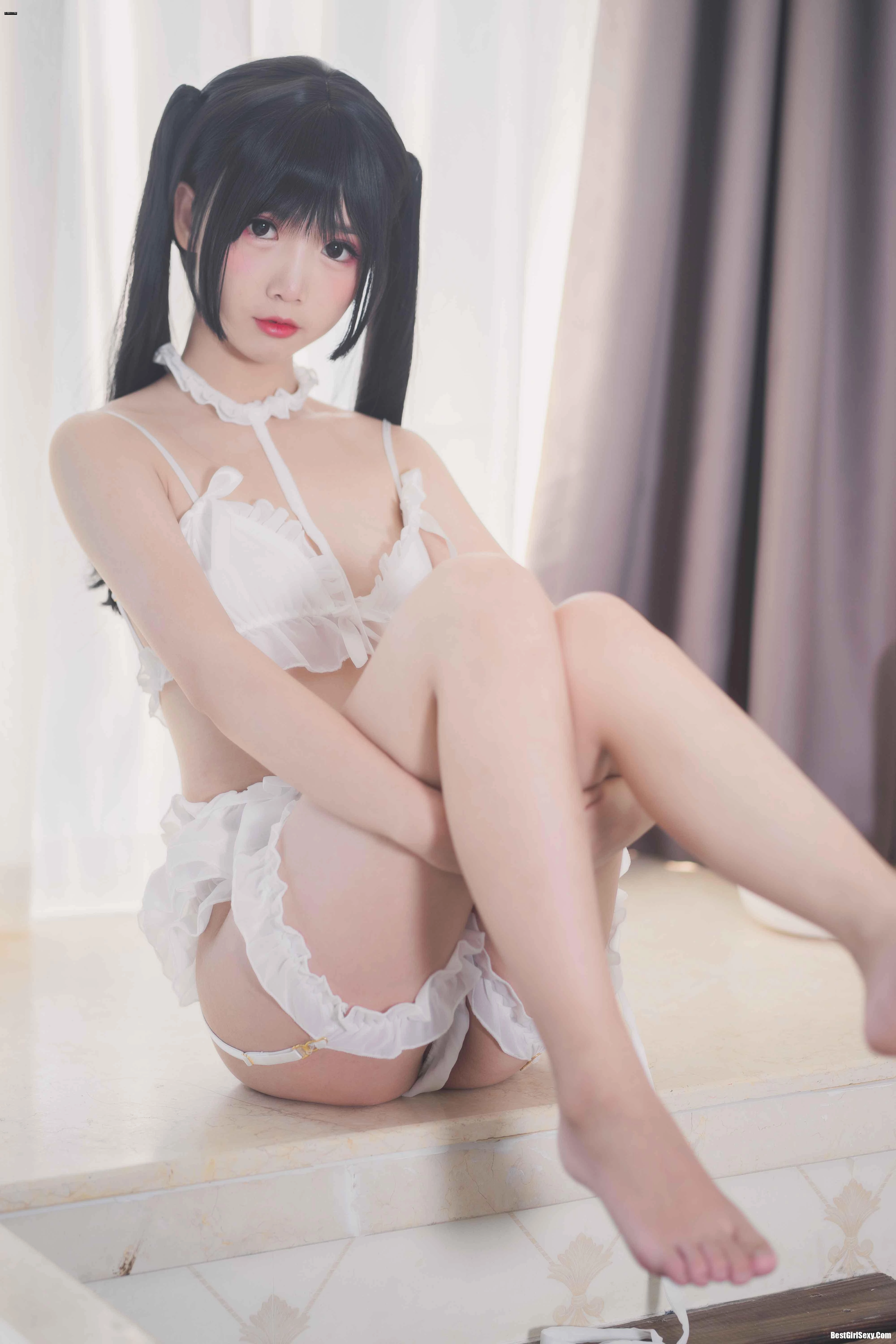 面饼仙儿 NO.015 The girl in the head white underwear