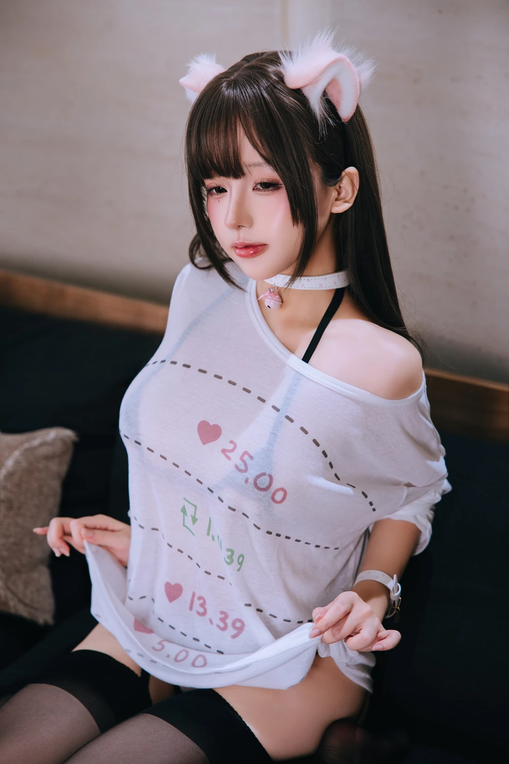 Rinaijiao日奈娇 – 家里的猫
